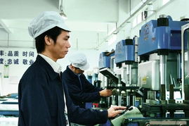 佛山伊莱斯摄影 用镜头定格制造业的匠心之美